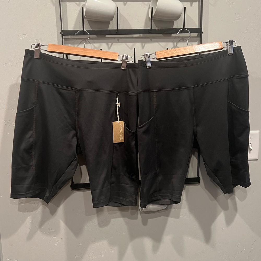 UPWEST (L) BIKE SHORT BUNDLE